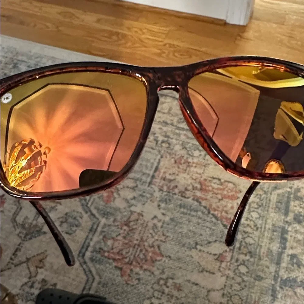 NWT KNOCKAROUND Polarized Sunglasses FAST LANES – PINK INK - Picture 3 of 7